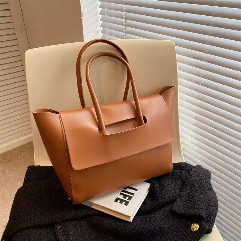 Women Shoulder Bags Large Capacity Handbags /Simple Retro Tote Bags