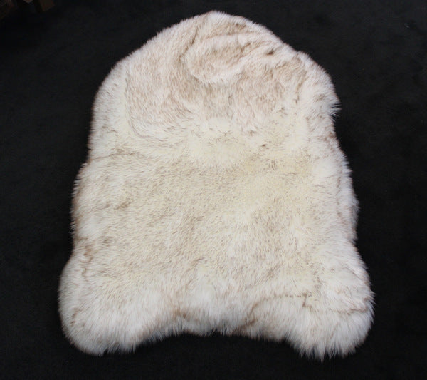 Tapis en peluche beige pour chien