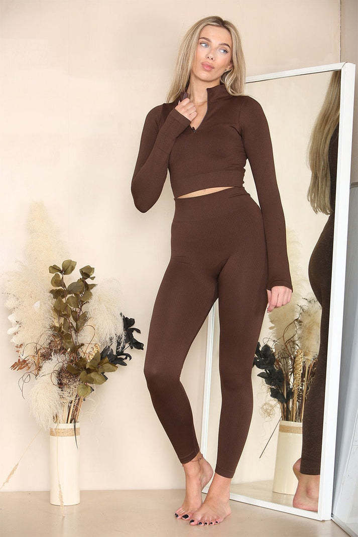 Ensemble de survêtement deux pièces côtelé avec demi-fermeture éclair et vêtements de sport