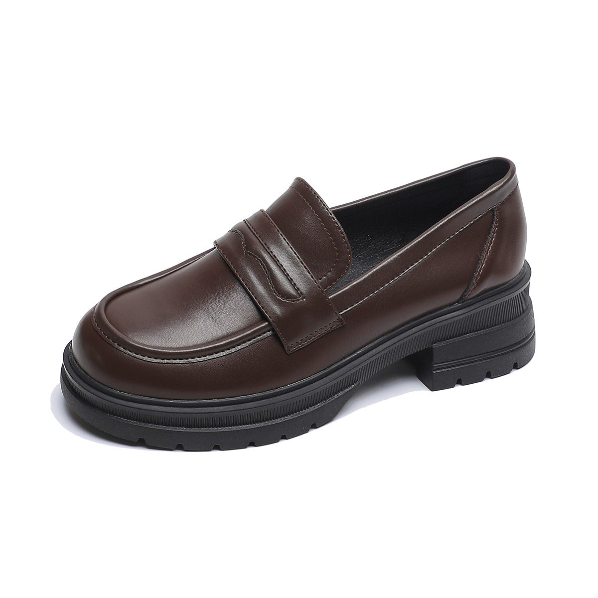 Tête ronde en cuir vintage, hauteur augmentée par les chaussures