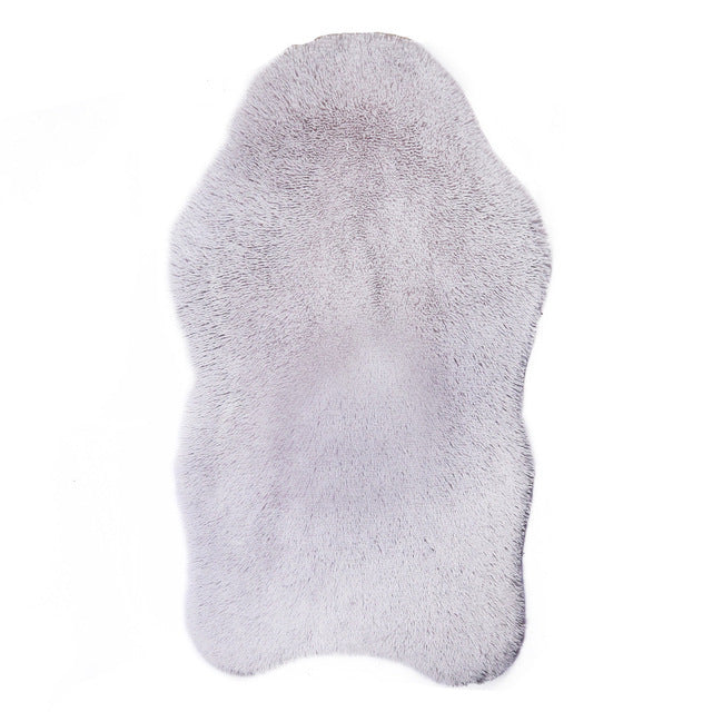 Tapis en peluche beige pour chien