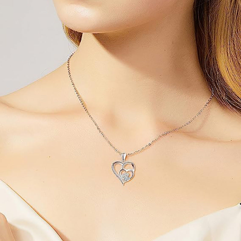Women's Personalized Cat's Paw Love Necklace