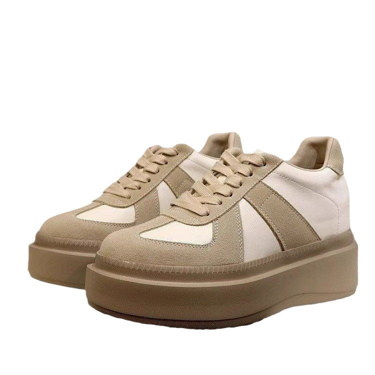 Petites chaussures de sport antidérapantes à semelle épaisse pour femmes, semelle intérieure rehaussante