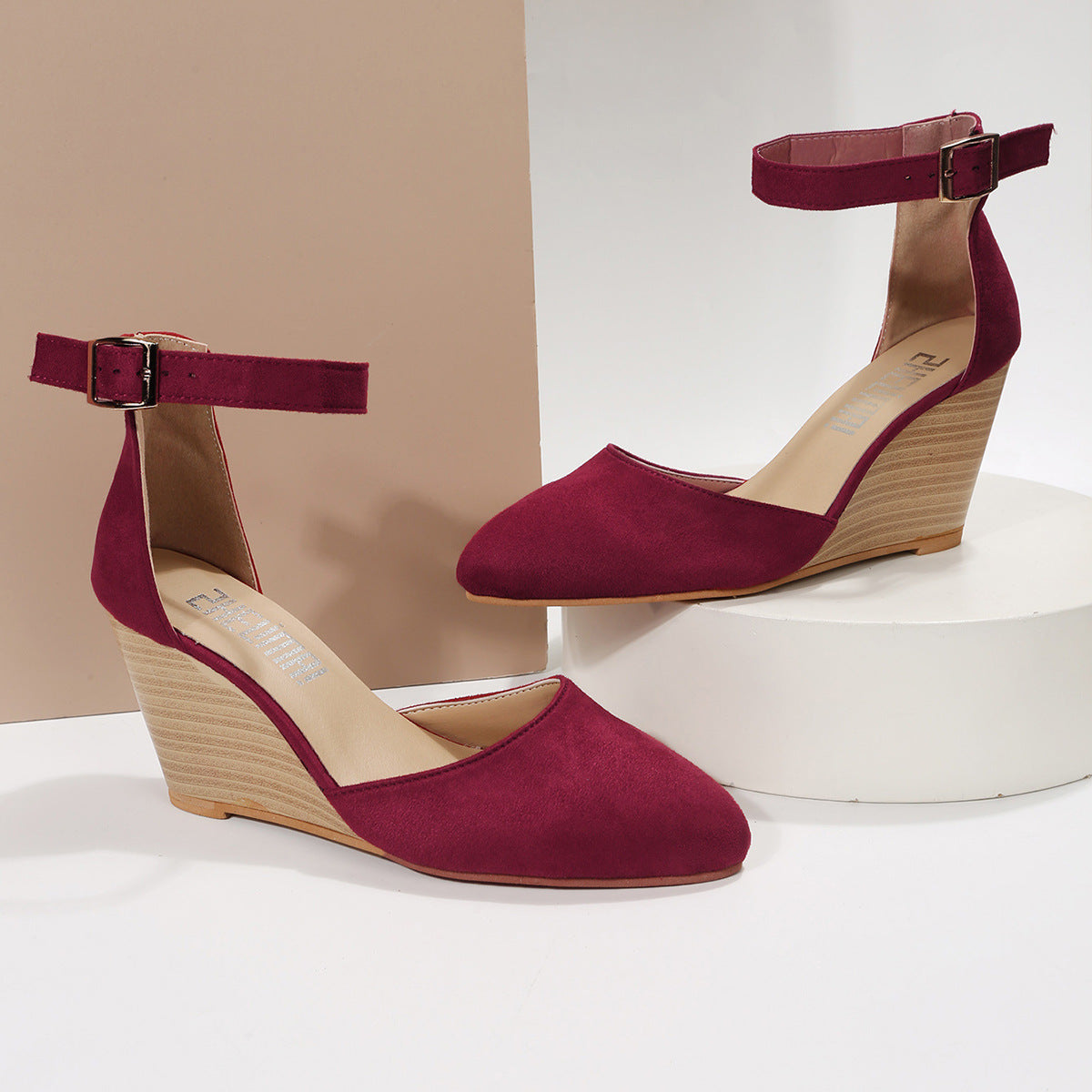Women's Pointed Toe Buckle Strap Sandals