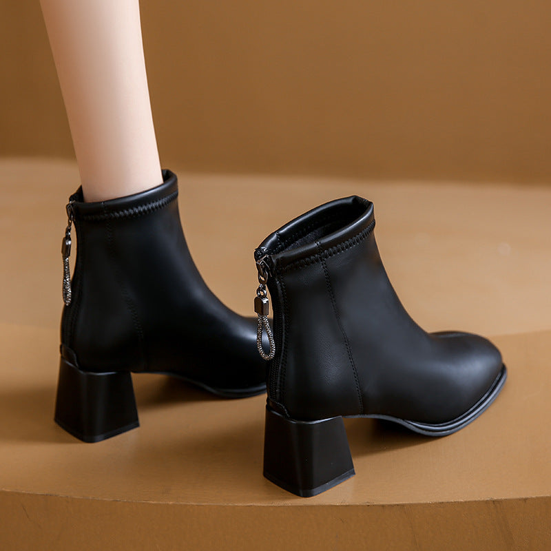 Bottines tendance à bout carré et talon épais avec fermeture éclair à l'arrière