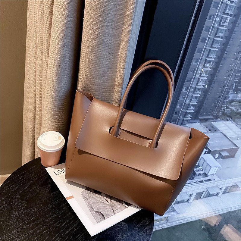 Women Shoulder Bags Large Capacity Handbags /Simple Retro Tote Bags
