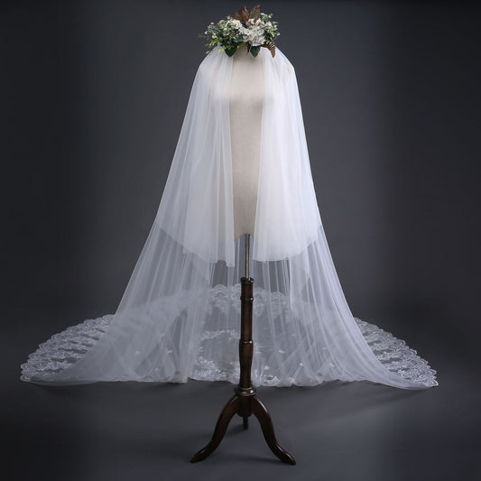 Big Tail Veil Wedding Dress Accessories Studio Photo